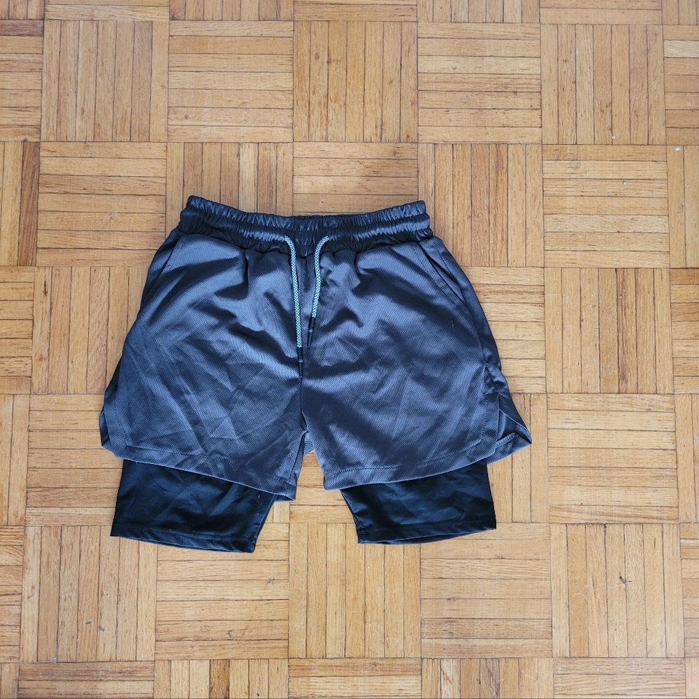 Weightlifting shorts
